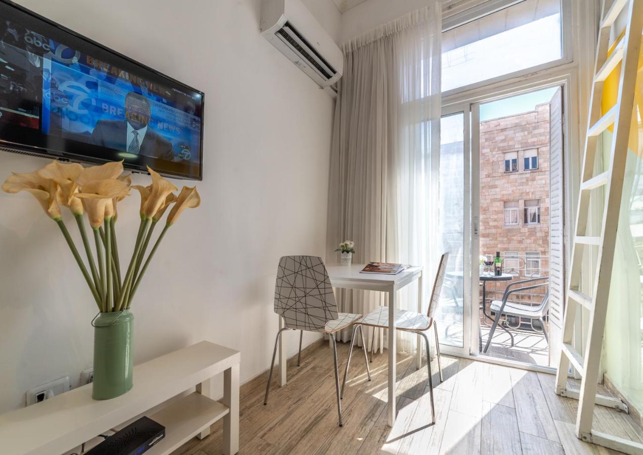 Paamonim Studios (Adults Only) Jerusalem Exterior photo