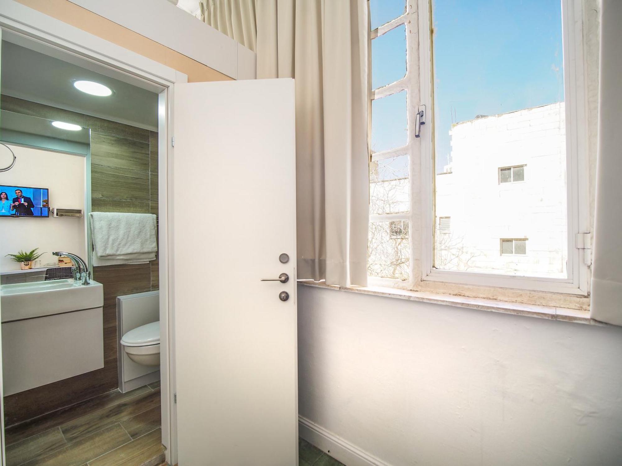 Paamonim Studios (Adults Only) Jerusalem Room photo
